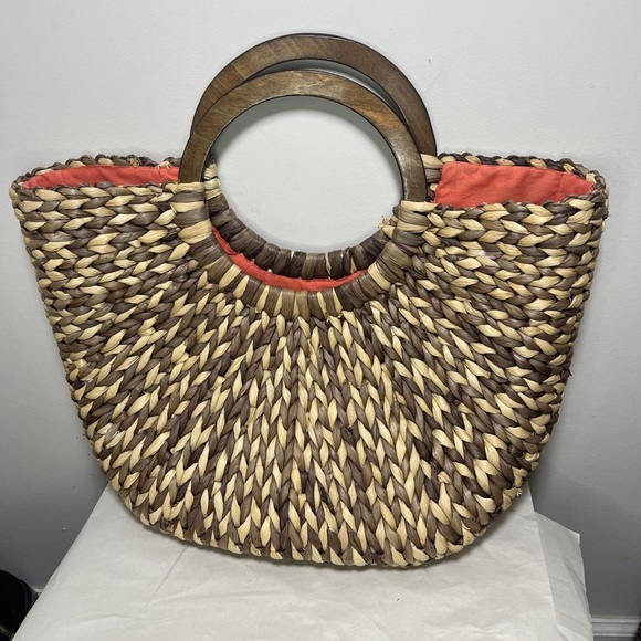 The Limited Woven Straw Tote Purse - Picture 2 of 12